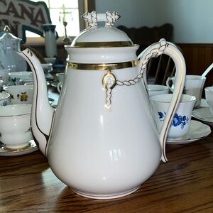 Haviland vintage gold white coffee pot server